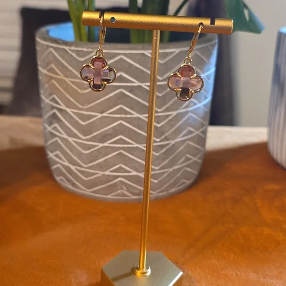 Camila Coelho Gold and Pink Clover Earrings - Picture 1 of 3